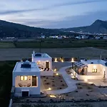 Almira Luxury Apartment Perivolos (Santorini)