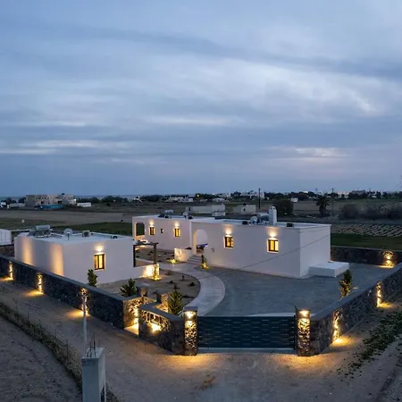 Almira Luxury Apartment Perivolos (Santorini)