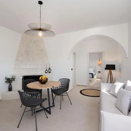 Apartment Almira Luxury Perivolos (Santorini)