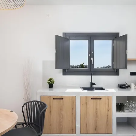 Almira Luxury * Perivolos (Santorini)