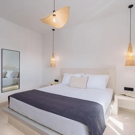 Almira Luxury Apartment *