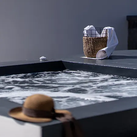 Almira Luxury 아파트 페리볼로스