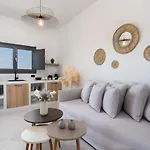 Almira Luxury